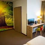 Forest 3* Ντεν Χέλντερ
