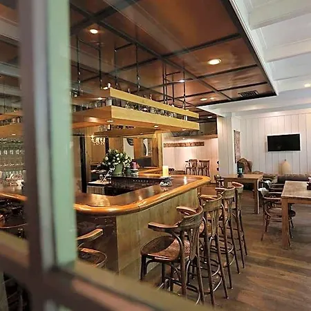 Hotel Forest 3*