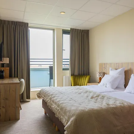Forest Hotel 3*