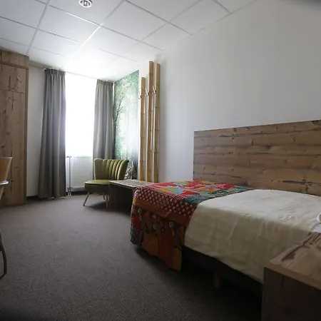 Forest Hotel 3*